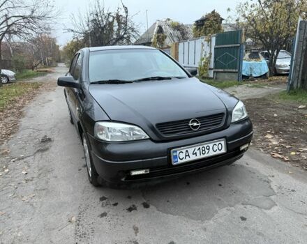 Черный Опель Астра, объемом двигателя 1.6 л и пробегом 250 тыс. км за 3750 $, фото 10 на Automoto.ua