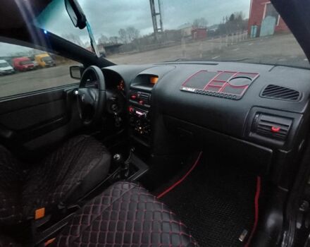 Чорний Опель Астра, об'ємом двигуна 1.4 л та пробігом 222 тис. км за 3400 $, фото 19 на Automoto.ua