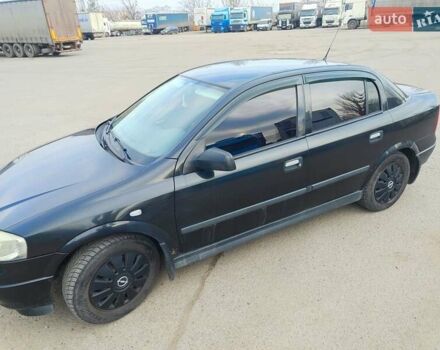 Черный Опель Астра, объемом двигателя 1.39 л и пробегом 231 тыс. км за 4200 $, фото 3 на Automoto.ua