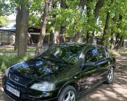 Черный Опель Астра, объемом двигателя 1.6 л и пробегом 470 тыс. км за 3000 $, фото 2 на Automoto.ua