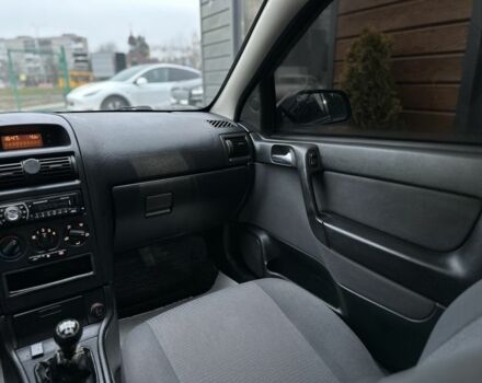 Чорний Опель Астра, об'ємом двигуна 1.4 л та пробігом 102 тис. км за 3600 $, фото 19 на Automoto.ua