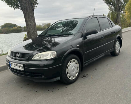 Черный Опель Астра, объемом двигателя 1.36 л и пробегом 193 тыс. км за 3700 $, фото 2 на Automoto.ua
