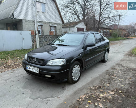 Чорний Опель Астра, об'ємом двигуна 1.6 л та пробігом 250 тис. км за 3650 $, фото 3 на Automoto.ua