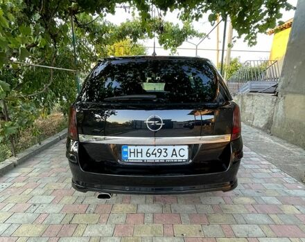 Черный Опель Астра, объемом двигателя 1.8 л и пробегом 234 тыс. км за 7700 $, фото 1 на Automoto.ua
