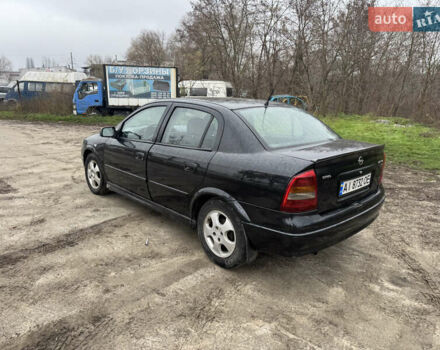 Черный Опель Астра, объемом двигателя 1.7 л и пробегом 300 тыс. км за 2999 $, фото 10 на Automoto.ua