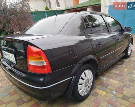 Черный Опель Астра, объемом двигателя 1.36 л и пробегом 160 тыс. км за 3850 $, фото 9 на Automoto.ua