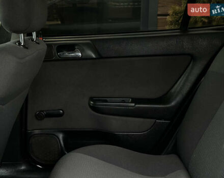 Черный Опель Астра, объемом двигателя 1.4 л и пробегом 102 тыс. км за 3600 $, фото 33 на Automoto.ua