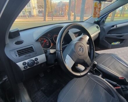 Чорний Опель Астра, об'ємом двигуна 1.6 л та пробігом 305 тис. км за 4500 $, фото 7 на Automoto.ua