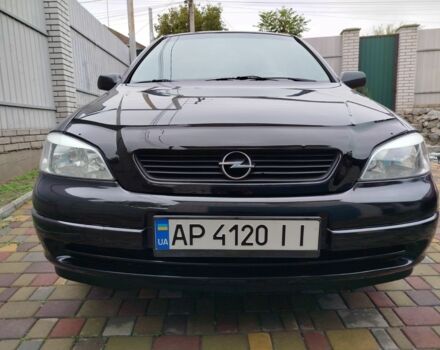 Черный Опель Астра, объемом двигателя 1.4 л и пробегом 157 тыс. км за 3850 $, фото 3 на Automoto.ua