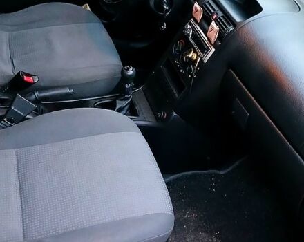 Черный Опель Астра, объемом двигателя 1.6 л и пробегом 256 тыс. км за 3300 $, фото 7 на Automoto.ua