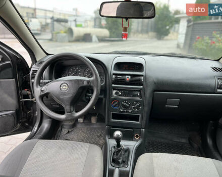 Чорний Опель Астра, об'ємом двигуна 1.4 л та пробігом 159 тис. км за 1999 $, фото 17 на Automoto.ua