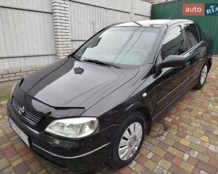 Черный Опель Астра, объемом двигателя 1.36 л и пробегом 160 тыс. км за 3850 $, фото 8 на Automoto.ua