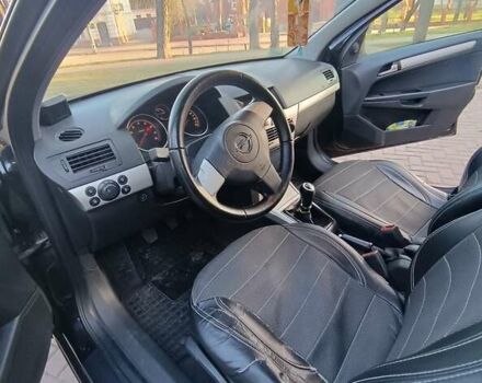 Чорний Опель Астра, об'ємом двигуна 1.6 л та пробігом 305 тис. км за 4500 $, фото 14 на Automoto.ua