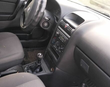 Опель Астра 2008 в Сумах на Automoto.ua Черный Опель Астра, объемом двигателя 0 л и пробегом 230 тыс. км за 3300 $, фото 4 на Automoto.ua