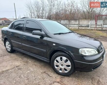 Черный Опель Астра, объемом двигателя 1.4 л и пробегом 230 тыс. км за 4500 $, фото 8 на Automoto.ua