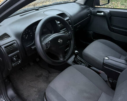 Чорний Опель Астра, об'ємом двигуна 1.6 л та пробігом 250 тис. км за 3650 $, фото 14 на Automoto.ua