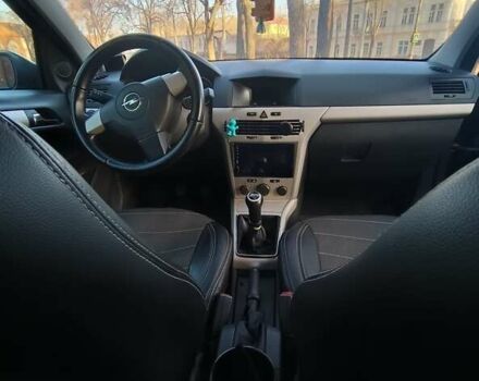 Чорний Опель Астра, об'ємом двигуна 1.6 л та пробігом 305 тис. км за 4500 $, фото 8 на Automoto.ua