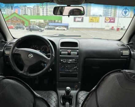 Чорний Опель Астра, об'ємом двигуна 1.38 л та пробігом 320 тис. км за 2900 $, фото 10 на Automoto.ua