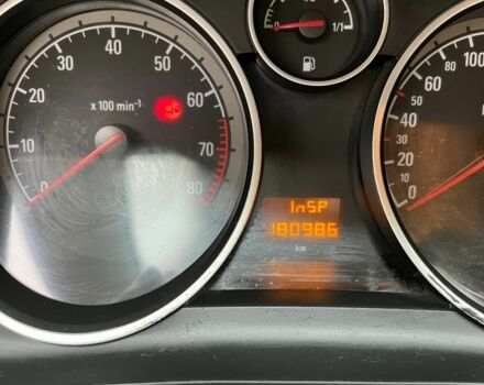 Черный Опель Астра, объемом двигателя 1.6 л и пробегом 180 тыс. км за 5200 $, фото 7 на Automoto.ua