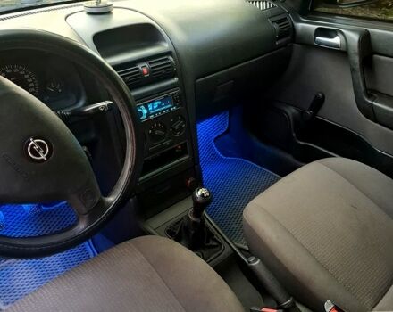 Чорний Опель Астра, об'ємом двигуна 1.4 л та пробігом 198 тис. км за 3700 $, фото 1 на Automoto.ua