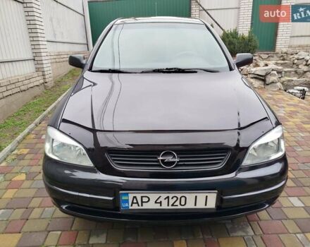 Черный Опель Астра, объемом двигателя 1.36 л и пробегом 160 тыс. км за 3850 $, фото 7 на Automoto.ua
