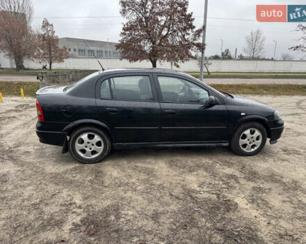 Черный Опель Астра, объемом двигателя 1.7 л и пробегом 300 тыс. км за 2999 $, фото 5 на Automoto.ua