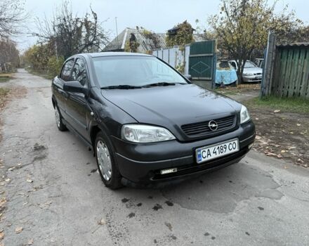 Черный Опель Астра, объемом двигателя 1.6 л и пробегом 250 тыс. км за 3750 $, фото 9 на Automoto.ua