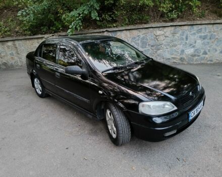 Опель Астра 2008 в Каменке на Automoto.ua Черный Опель Астра, объемом двигателя 1.4 л и пробегом 260 тыс. км за 3150 $, фото 1 на Automoto.ua