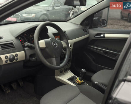 Чорний Опель Астра, об'ємом двигуна 1.6 л та пробігом 221 тис. км за 3650 $, фото 30 на Automoto.ua