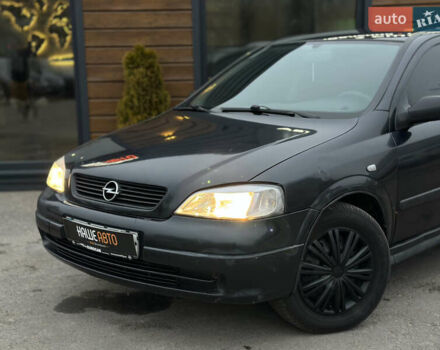 Черный Опель Астра, объемом двигателя 1.4 л и пробегом 102 тыс. км за 3600 $, фото 4 на Automoto.ua