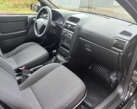 Черный Опель Астра, объемом двигателя 0 л и пробегом 220 тыс. км за 4500 $, фото 8 на Automoto.ua