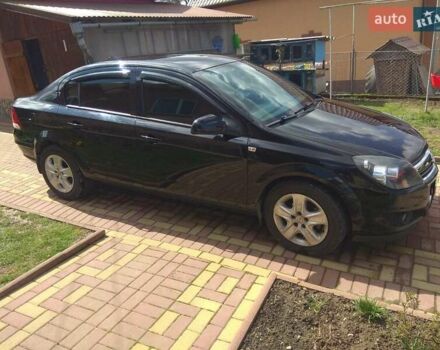 Черный Опель Астра, объемом двигателя 1.6 л и пробегом 159 тыс. км за 6000 $, фото 15 на Automoto.ua