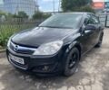 Черный Опель Астра, объемом двигателя 1.6 л и пробегом 310 тыс. км за 5000 $, фото 1 на Automoto.ua