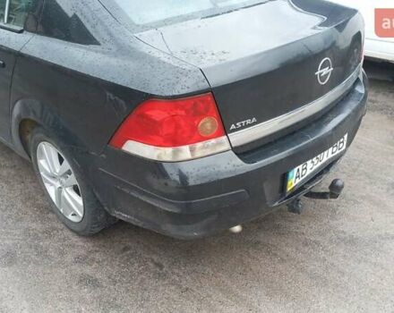 Черный Опель Астра, объемом двигателя 1.6 л и пробегом 310 тыс. км за 5000 $, фото 3 на Automoto.ua