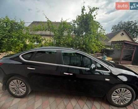 Черный Опель Астра, объемом двигателя 1.7 л и пробегом 190 тыс. км за 9200 $, фото 7 на Automoto.ua