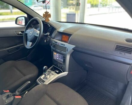 Чорний Опель Астра, об'ємом двигуна 1.6 л та пробігом 192 тис. км за 6950 $, фото 14 на Automoto.ua