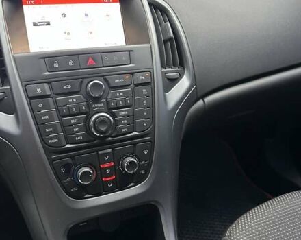 Черный Опель Астра, объемом двигателя 1.6 л и пробегом 150 тыс. км за 7777 $, фото 63 на Automoto.ua