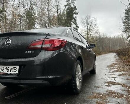 Черный Опель Астра, объемом двигателя 1.6 л и пробегом 150 тыс. км за 7777 $, фото 7 на Automoto.ua