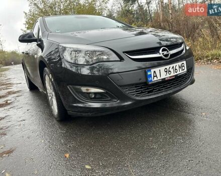 Черный Опель Астра, объемом двигателя 1.6 л и пробегом 150 тыс. км за 7777 $, фото 3 на Automoto.ua