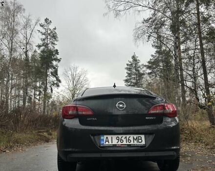 Черный Опель Астра, объемом двигателя 1.6 л и пробегом 150 тыс. км за 7777 $, фото 10 на Automoto.ua