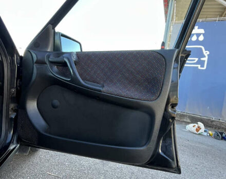 Черный Опель Астра, объемом двигателя 1.7 л и пробегом 590 тыс. км за 2400 $, фото 17 на Automoto.ua