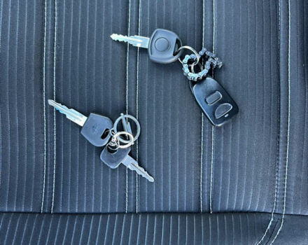 Черный Опель Астра, объемом двигателя 1.7 л и пробегом 590 тыс. км за 2400 $, фото 28 на Automoto.ua