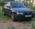 Черный Опель Астра, объемом двигателя 1.6 л и пробегом 270 тыс. км за 1750 $, фото 1 на Automoto.ua