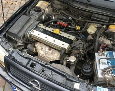 Черный Опель Астра, объемом двигателя 1.8 л и пробегом 1 тыс. км за 899 $, фото 13 на Automoto.ua