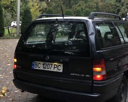 Черный Опель Астра, объемом двигателя 1.8 л и пробегом 1 тыс. км за 899 $, фото 3 на Automoto.ua