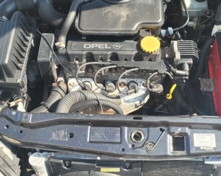 Черный Опель Астра, объемом двигателя 1.6 л и пробегом 292 тыс. км за 3500 $, фото 20 на Automoto.ua