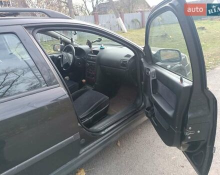 Чорний Опель Астра, об'ємом двигуна 1.7 л та пробігом 357 тис. км за 2650 $, фото 13 на Automoto.ua