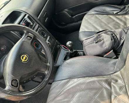 Чорний Опель Астра, об'ємом двигуна 2 л та пробігом 372 тис. км за 2650 $, фото 10 на Automoto.ua