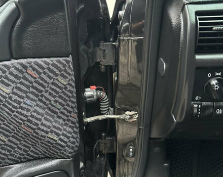 Черный Опель Астра, объемом двигателя 2 л и пробегом 337 тыс. км за 3850 $, фото 76 на Automoto.ua