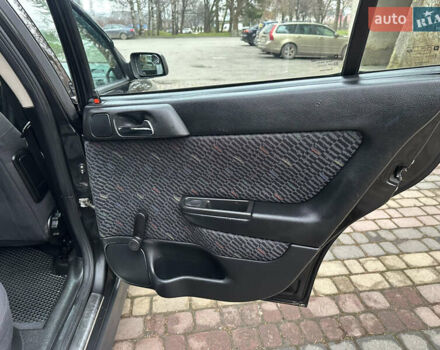 Черный Опель Астра, объемом двигателя 2 л и пробегом 337 тыс. км за 3850 $, фото 60 на Automoto.ua